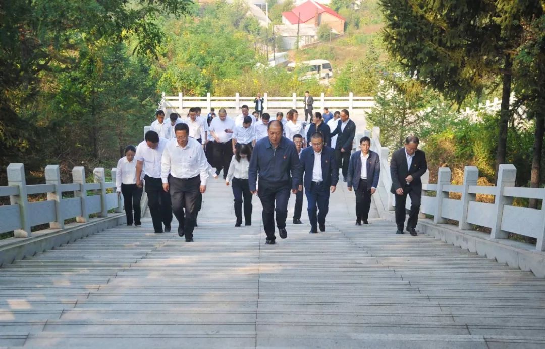 高新區舉行公祭活動緬懷革命先烈豐功偉績