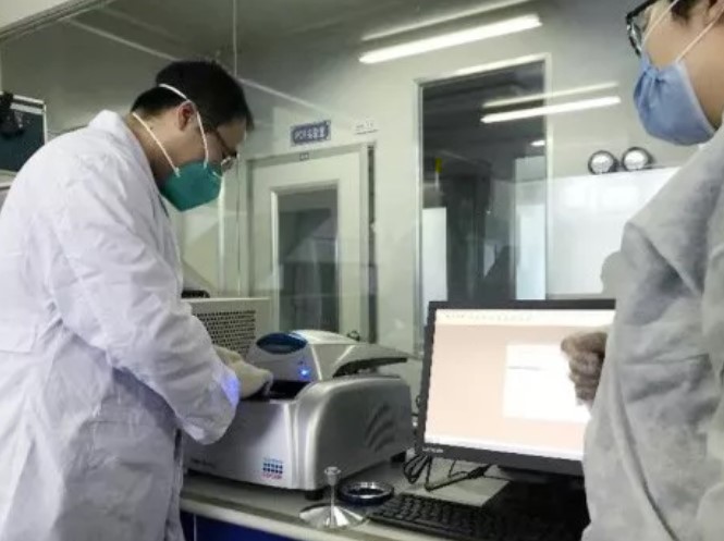 高新區企業佰昊生物捐贈檢測設備助力疫情防控