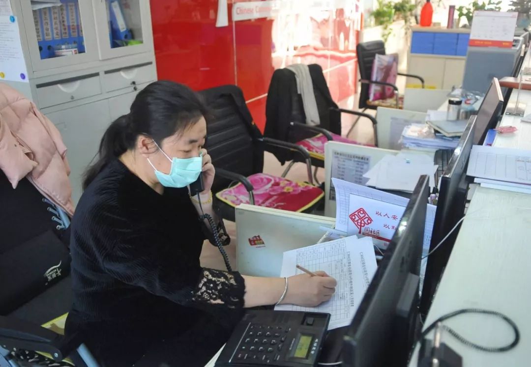 沖在疫情防控一線的“鐵娘子”——記高新區石橋子街道仁和社區主任閆雪楠