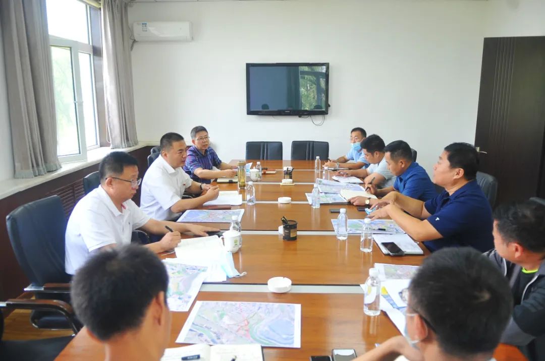 【藥都要聞】本溪高新區(qū)黨工委副書(shū)記、管委會(huì)主任張宏斌召開(kāi)遼寧（本溪）新型建筑材料產(chǎn)業(yè)園項(xiàng)目調(diào)度會(huì)