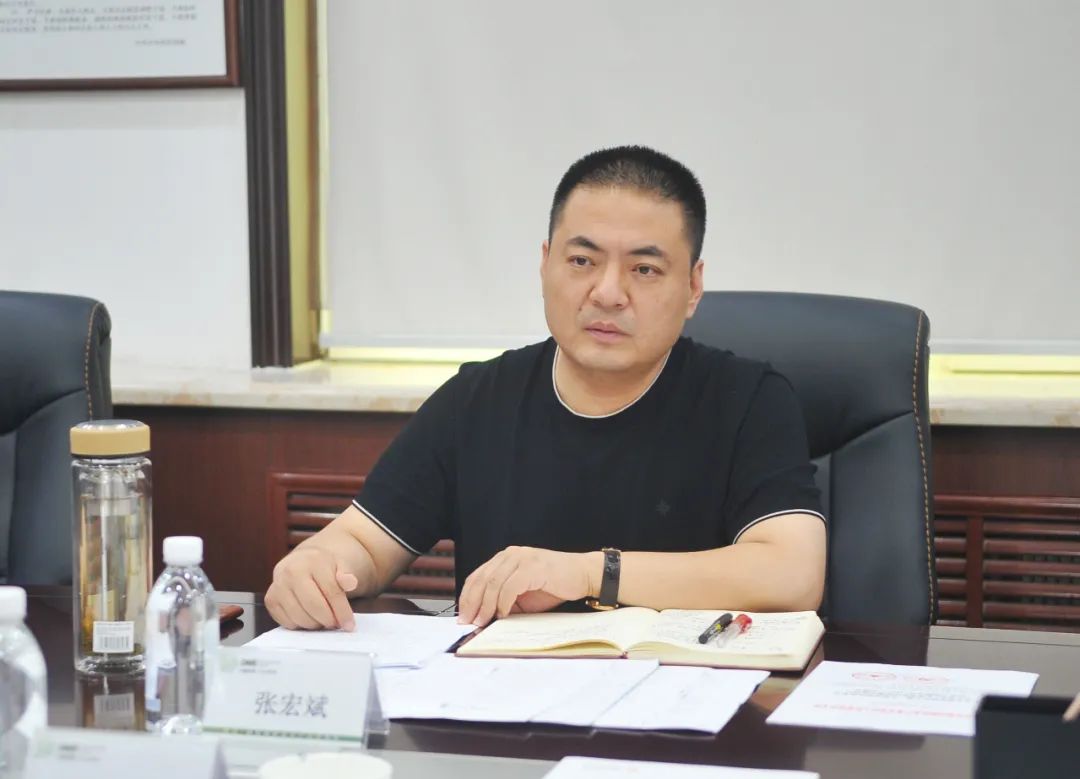 【藥都要聞】本溪高新區(qū)黨工委副書(shū)記、管委會(huì)主任張宏斌主持召開(kāi)招商引資專(zhuān)題會(huì)議