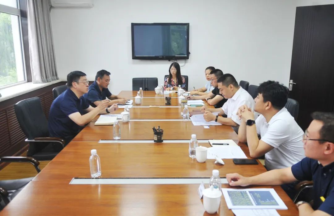 【藥都要聞】本溪高新區(qū)黨工委副書(shū)記、管委會(huì)主任張宏斌會(huì)見(jiàn)江蘇康緣藥業(yè)股份有限公司研究院副院長(zhǎng)郭慶明一行