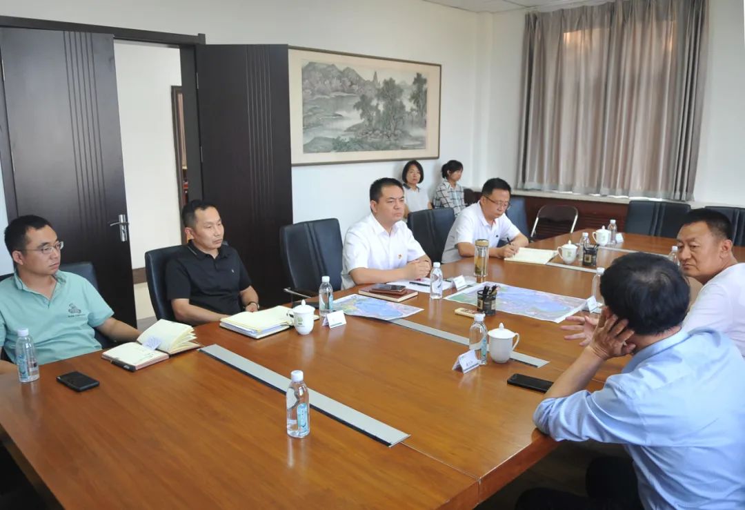 【藥都要聞】張宏斌與遼寧壹立方砂業(yè)有限責(zé)任公司董事長(zhǎng)張雙成一行進(jìn)行座談