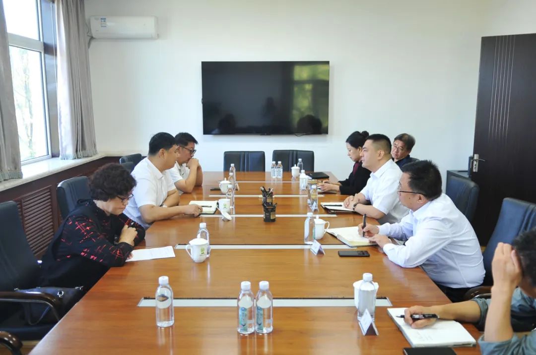 【藥都要聞】張宏斌會見本溪市城市建設(shè)投資發(fā)展有限公司黨委副書記、副總經(jīng)理（主持工作）李濤一行