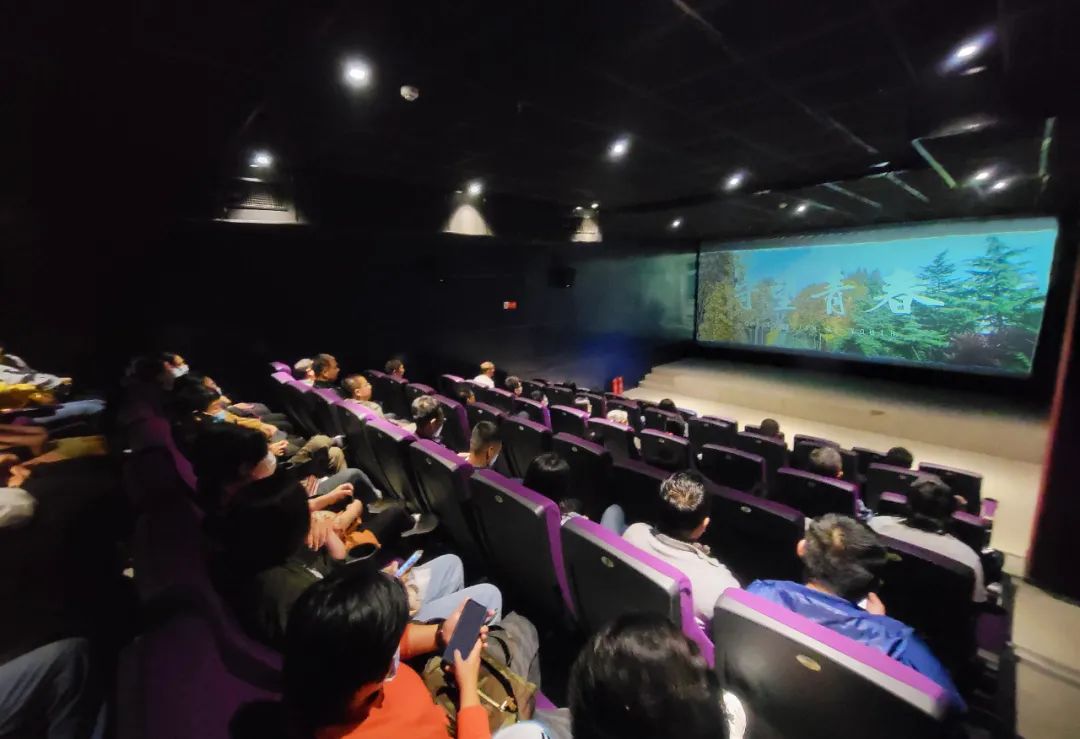 【藥都要聞】砥礪前行 守望青春——本溪高新區機關黨員干部觀看主旋律電影