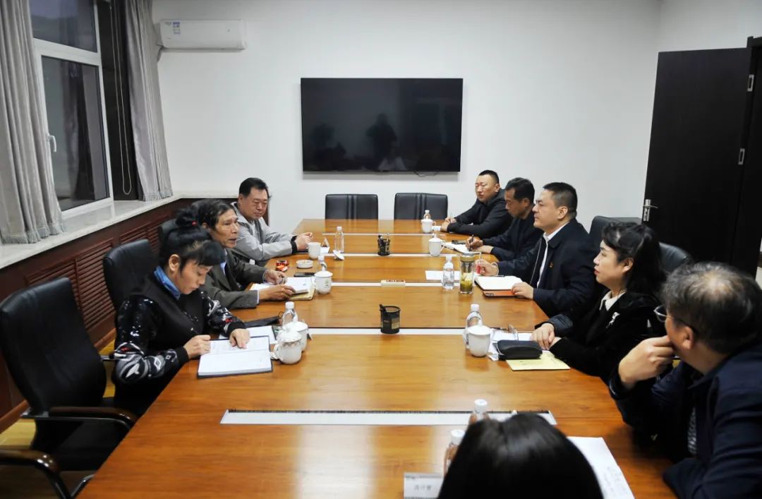 【藥都要聞】張宏斌與市工商聯維權委員會副主任史貴生一行進行座談交流