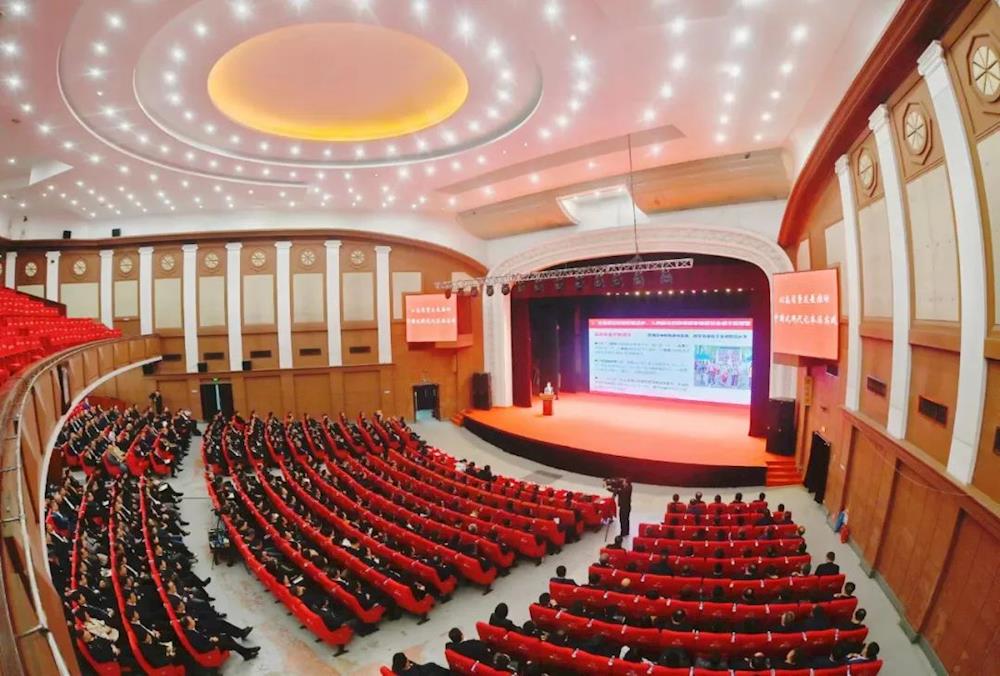 以高質量發展推動中國式現代化本溪實踐 吳瀾講授主題教育專題黨課 吳世民主持 李景玉高巍出席