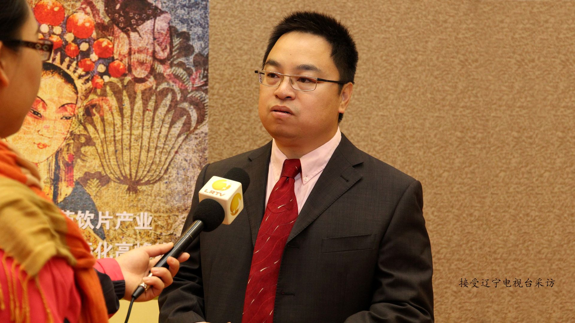 肩负起为地方经济发展贡献力量的责任和使命——记市政协委员、辽宁大石药业有限公司董事长石文元