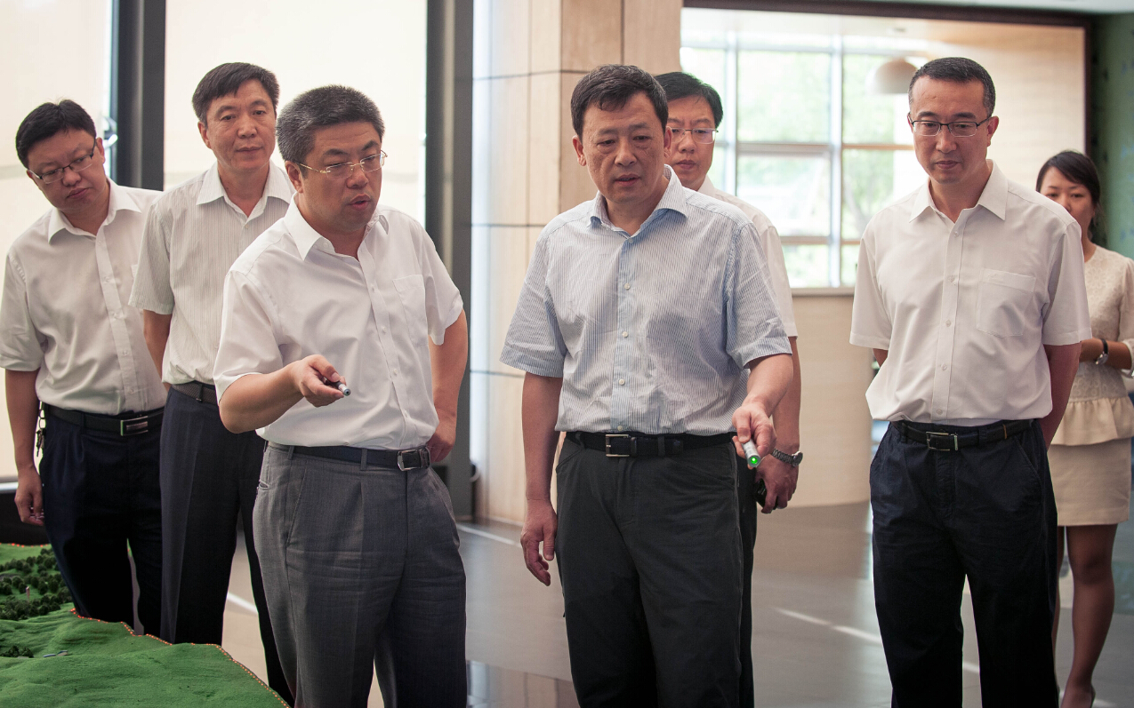 代市长崔枫林到高新区调研并要求 继续全力加快中国药都“规模化、国际化、城市化”进程