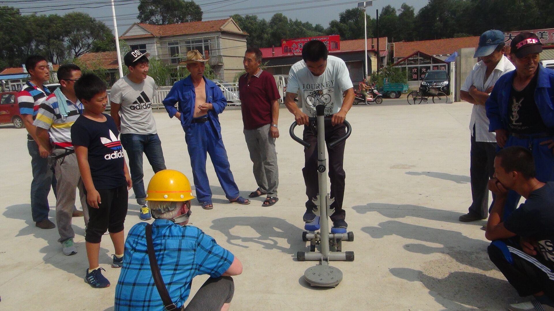 張其寨街道辦事處舉辦第二屆殘疾人趣味運動會