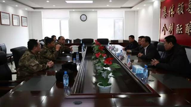 高新區管委會主要領導慰問65190部隊
