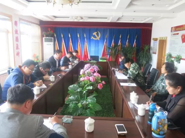 日月島街道辦事處“點菜式”服務  變“上訪”為“下訪”