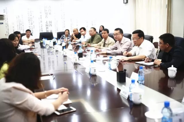 于海會(huì)見(jiàn)遼寧股權(quán)協(xié)會(huì)副會(huì)長(zhǎng)王麗巖一行