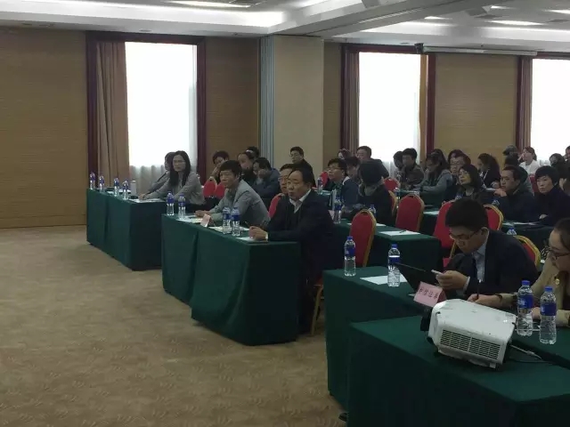 高新區(qū)舉辦新三板上市及企業(yè)投融資培訓(xùn)會(huì)