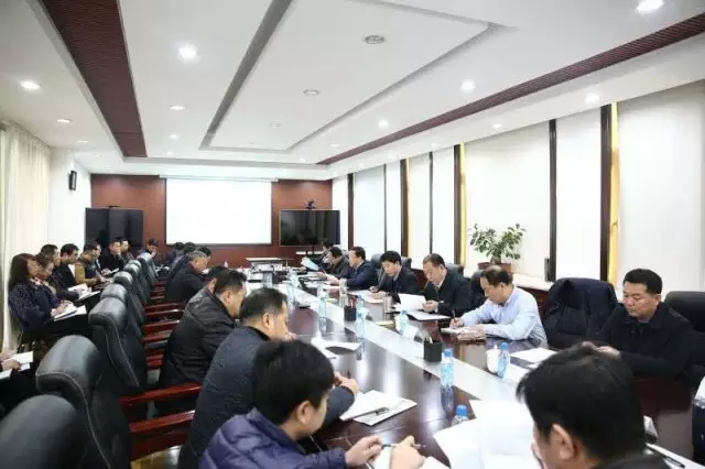 高新區(qū)舉行專題學(xué)習(xí)會議 深入學(xué)習(xí)黨的十八屆六中全會精神