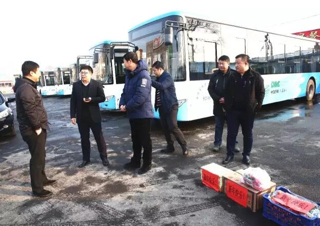 高新區領導走訪慰問一線干部職工