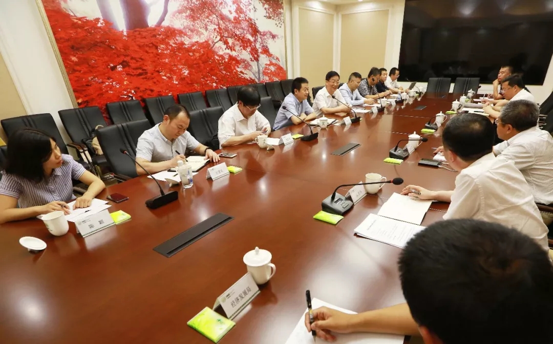 于慶偉會見國家電投氫能科技發(fā)展有限公司總經(jīng)理張銀廣、廣東曉蘭客車有限公司總經(jīng)理陳周歧一行